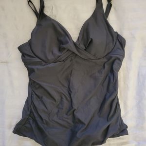 Black swim tankini